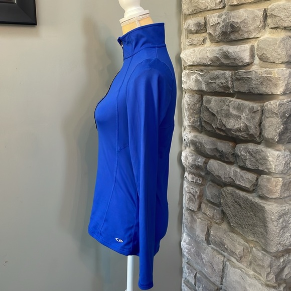 Champion DuoDry long sleeve quarter zip top, size XS, like new, blue - Picture 3 of 6